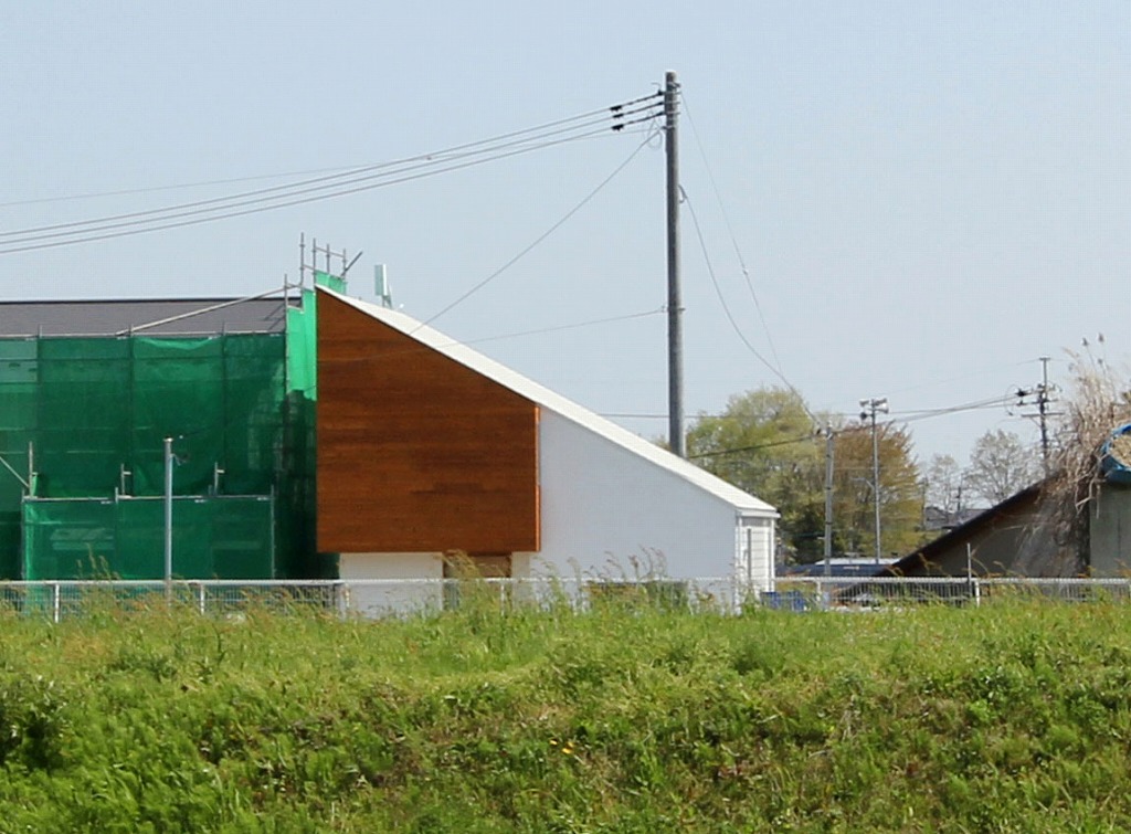 サンカクのイエ